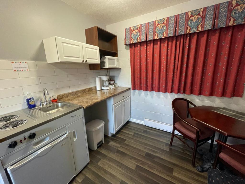 Arrow Lake Motel Fauquier Extérieur photo